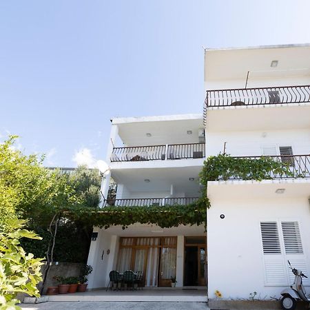 Apartmani Marta Tučepi Exterior foto