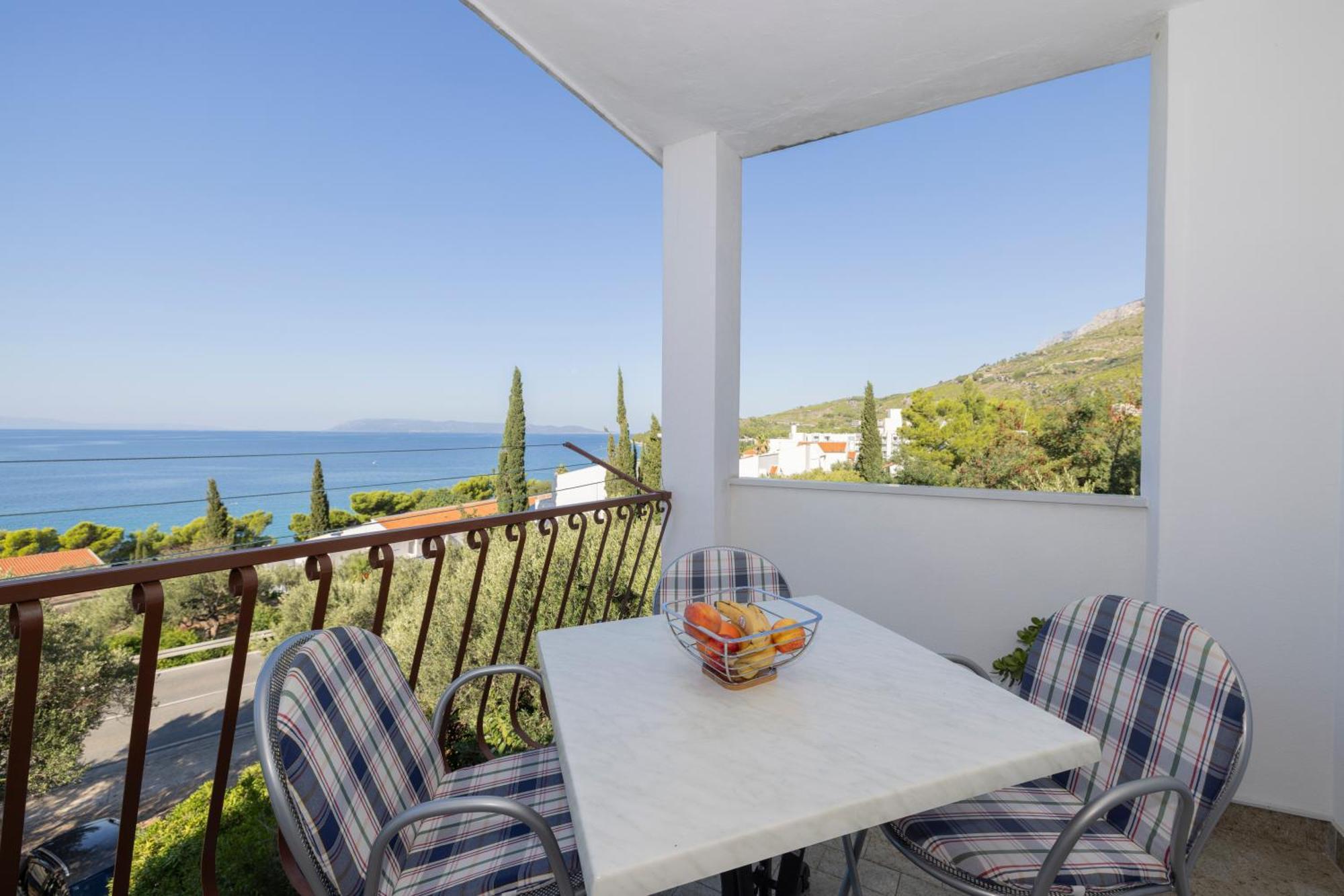 Apartmani Marta Tučepi Exterior foto
